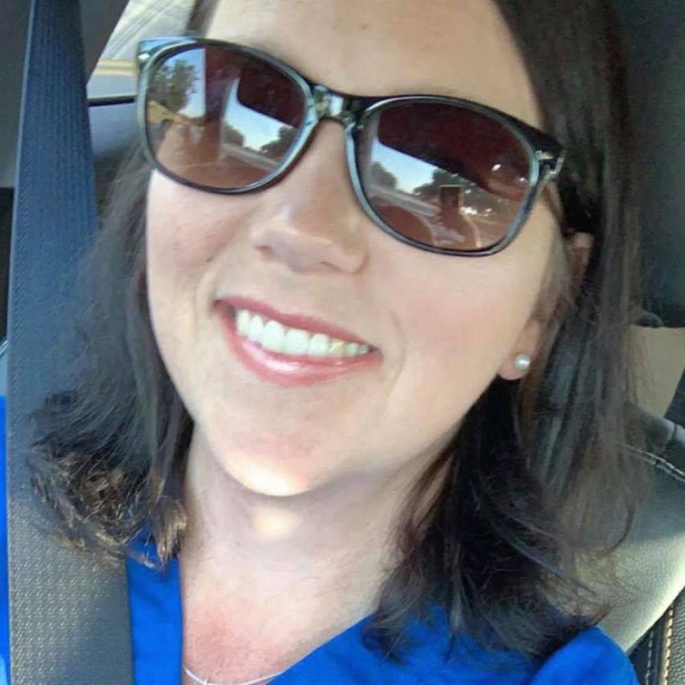 Meet your Posher, Leslie